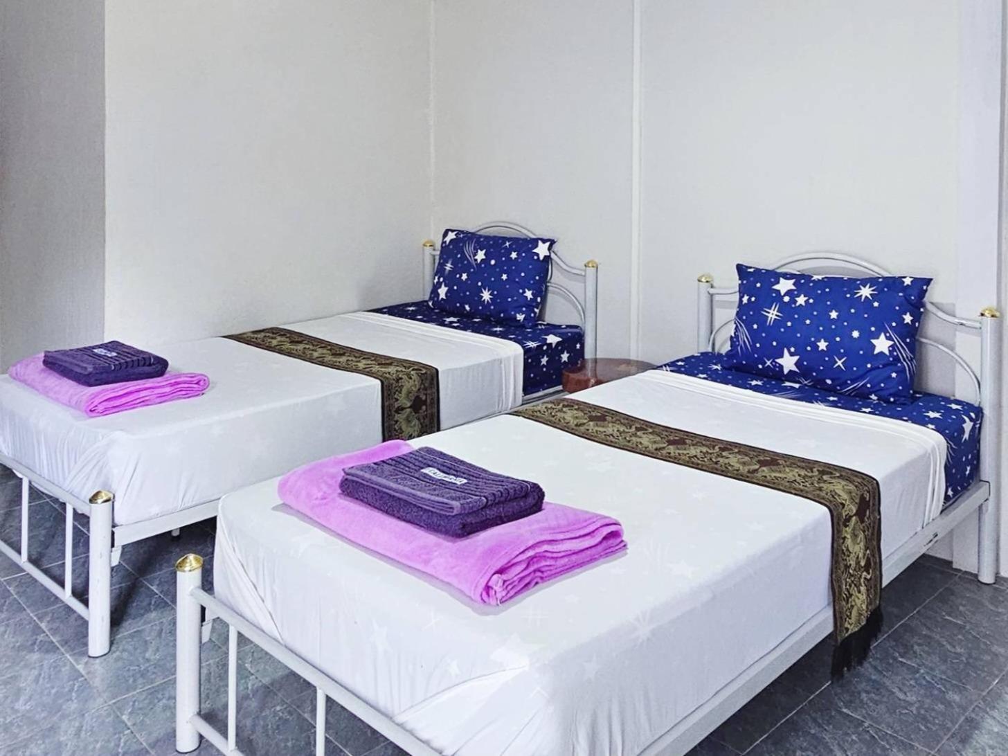 P.California Inter Hostel Nangrong Kültér fotó