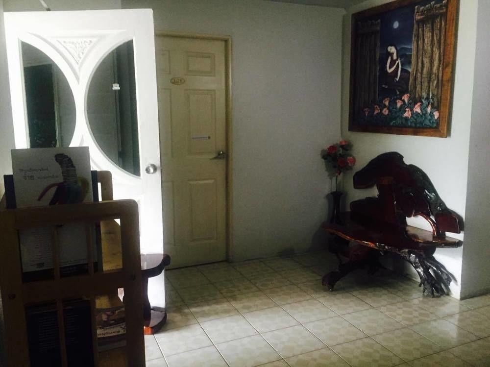 P.California Inter Hostel Nangrong Kültér fotó