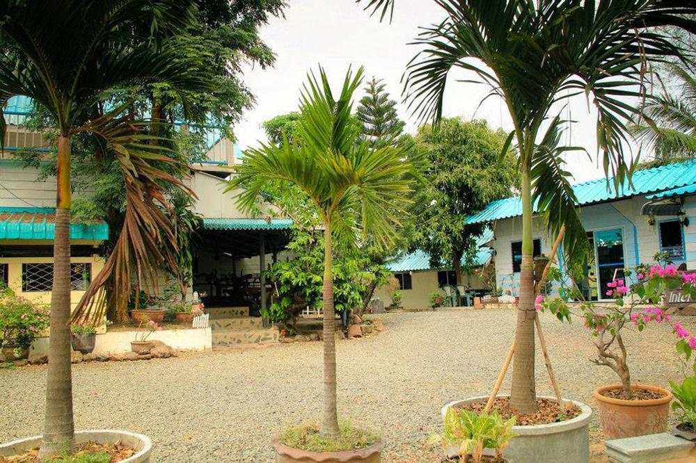 P.California Inter Hostel Nangrong Kültér fotó